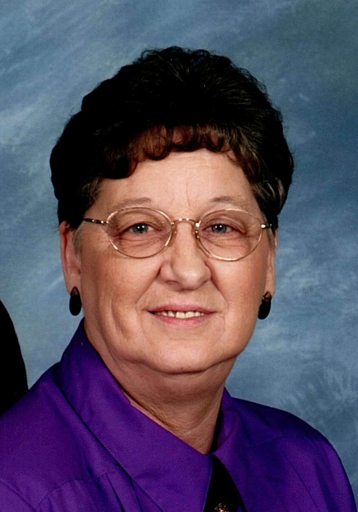 Linda Anderson Weaver | Heritage Funeral Service & Crematory